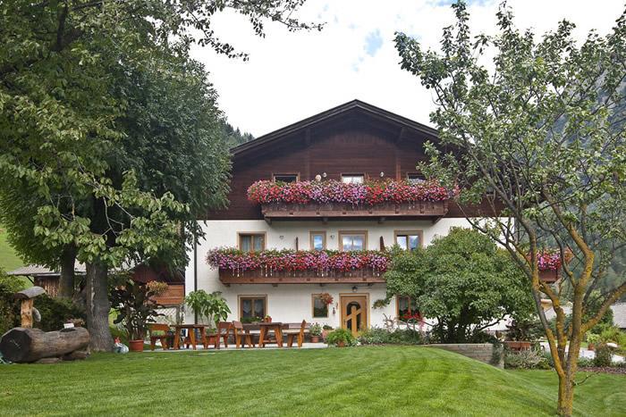 Graushof Hotel Val di Vizze Exterior foto