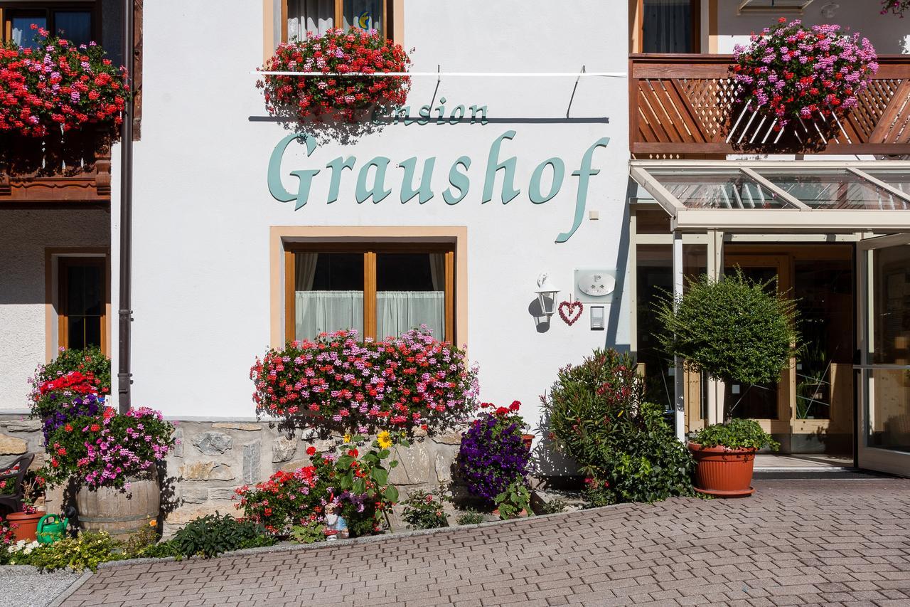Graushof Hotel Val di Vizze Exterior foto